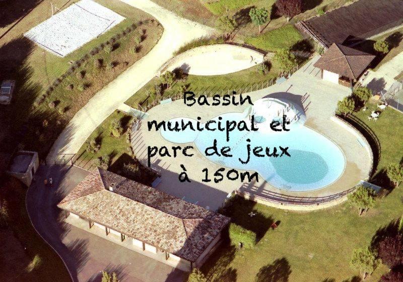 Au Lilas Rose Maison Entre Campagne Et Village Belves Luaran gambar